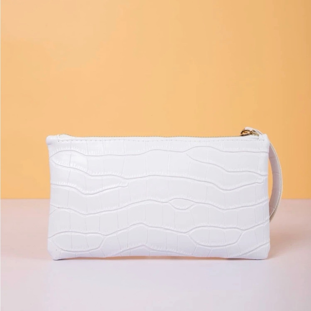 Croc Clutch Wristlet Clutch - Picture 2 of 6